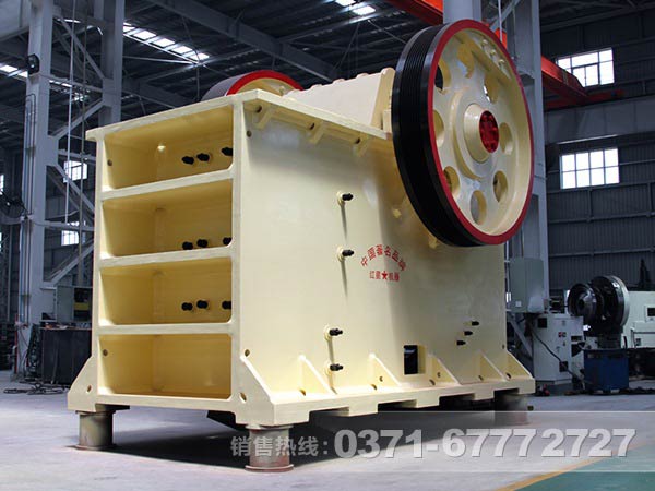 對液壓保護(hù)顎式破碎機(jī)設(shè)備的價格分析