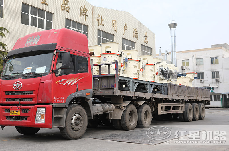 多臺設備裝車發(fā)貨