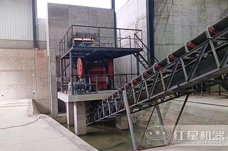 大型砂石破碎機(jī)生產(chǎn)線設(shè)備圖片 大型砂石破碎機(jī)生產(chǎn)線設(shè)備圖片