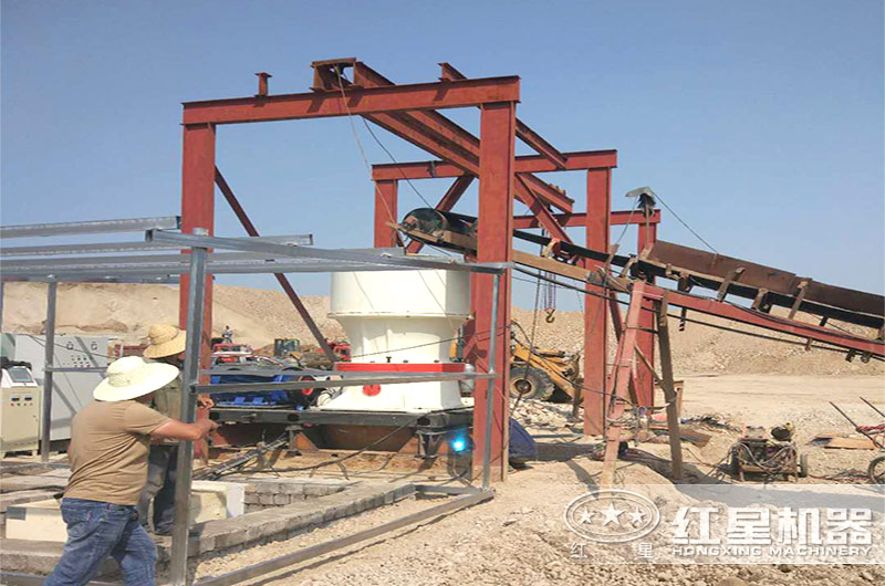 單缸液壓圓錐破碎機(jī)的液壓可自動調(diào)整嗎？其結(jié)構(gòu)特點及優(yōu)勢有哪些？