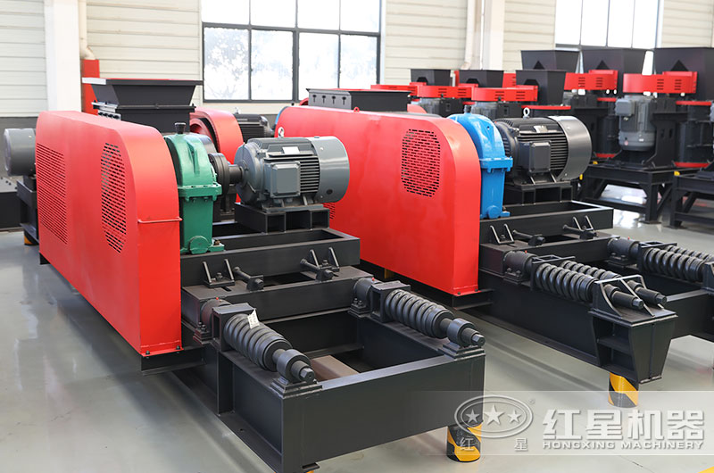 對輥式煤矸石破碎機(jī)圖片