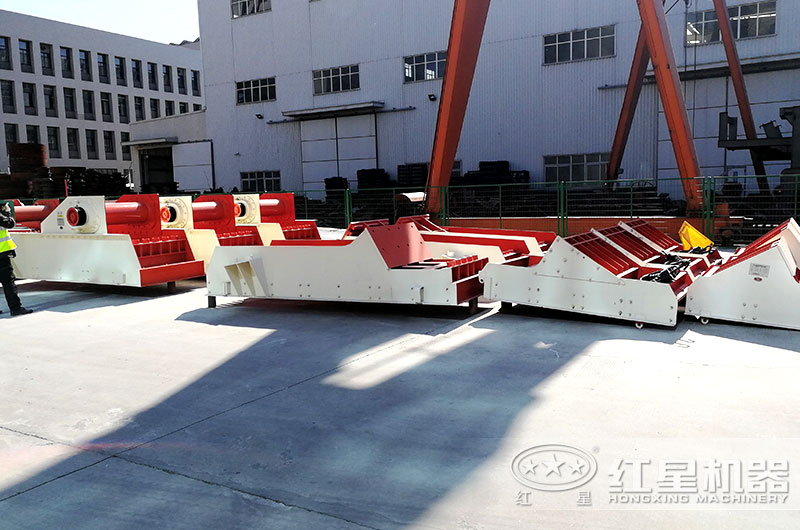 振動給料機(jī)現(xiàn)貨供應(yīng)，型號全