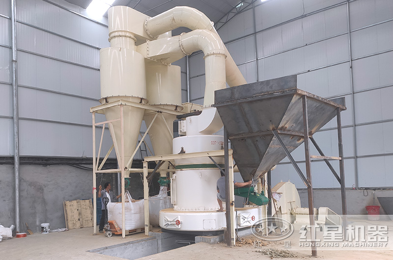 雷蒙磨可以磨石英砂嗎？每小時(shí)二十噸的多少錢(qián)？