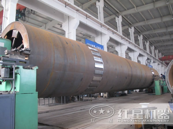 熱風(fēng)烘干機(jī)生產(chǎn)車(chē)間