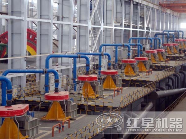 鎳礦浮選機(jī)工作現(xiàn)場