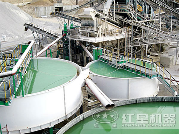 濃縮機(jī)投產(chǎn)現(xiàn)場