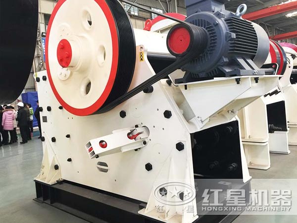 新一代CJ歐版顎式破碎機(jī)憑借高產(chǎn)、低耗迅速走紅市場(chǎng)