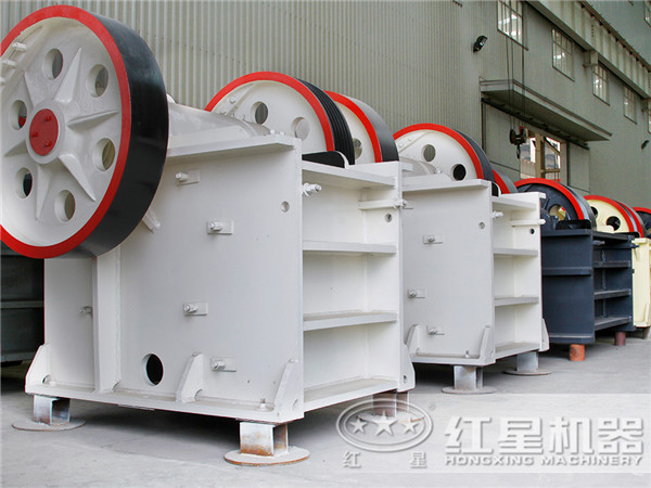 新一代日產(chǎn)萬(wàn)噸水泥熟料破碎機(jī)已上線，快來(lái)圍觀