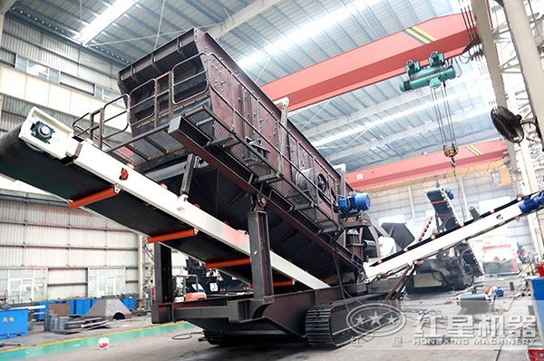 河南紅星流動磕石機生產(chǎn)車間