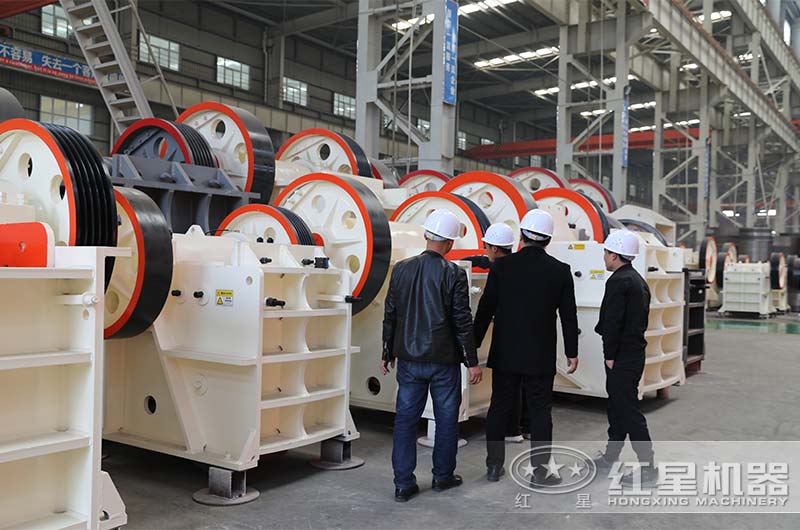 內(nèi)蒙時(shí)產(chǎn)150噸青石破碎生產(chǎn)線(xiàn)安裝完成，看看生產(chǎn)效果如何