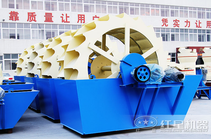 人工撈沙怎么撈，5萬(wàn)落地的水車撈沙機(jī)讓您省時(shí)省力