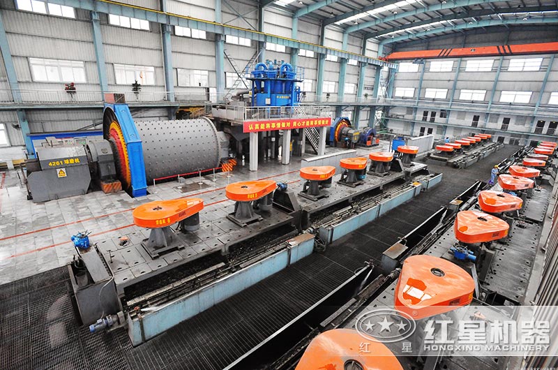 洗煤浮選機(jī)作業(yè)現(xiàn)場