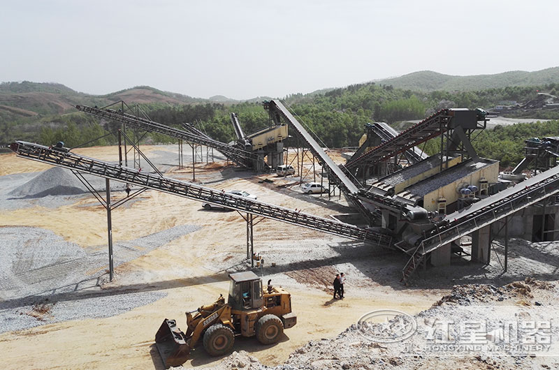 日產(chǎn)兩萬(wàn)噸的玄武巖石子破碎機(jī)有哪些，全套價(jià)格是多少？
