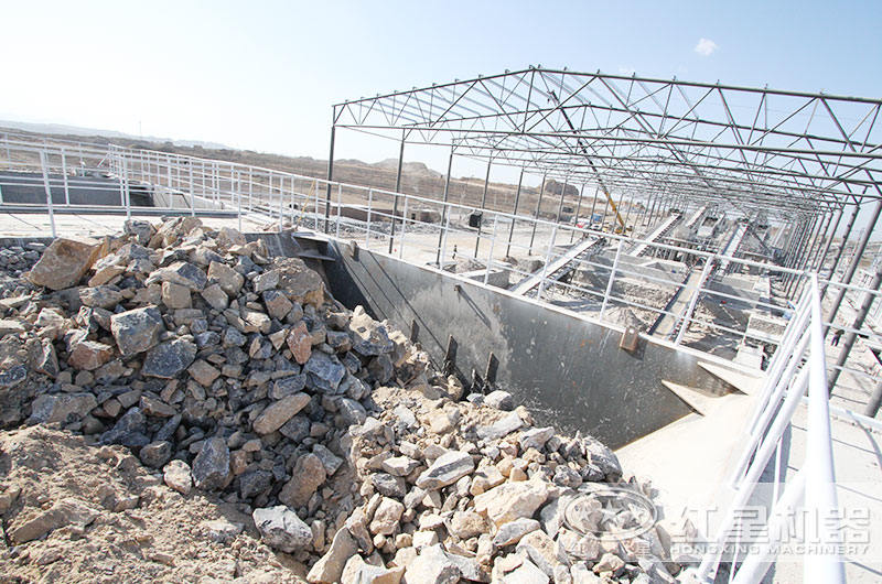 哪些機(jī)器能把石頭破碎成石子，價(jià)格是多少？