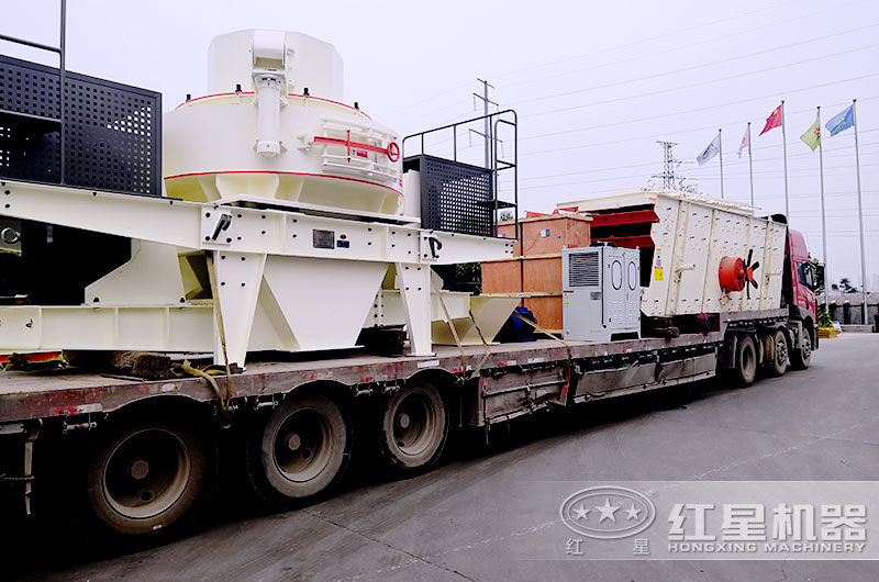 每天10小時可將一萬噸石頭粉碎成砂的全套生產(chǎn)設(shè)備線需要哪些機器