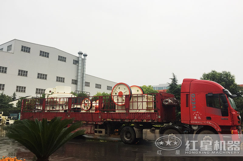 設(shè)備發(fā)貨現(xiàn)場