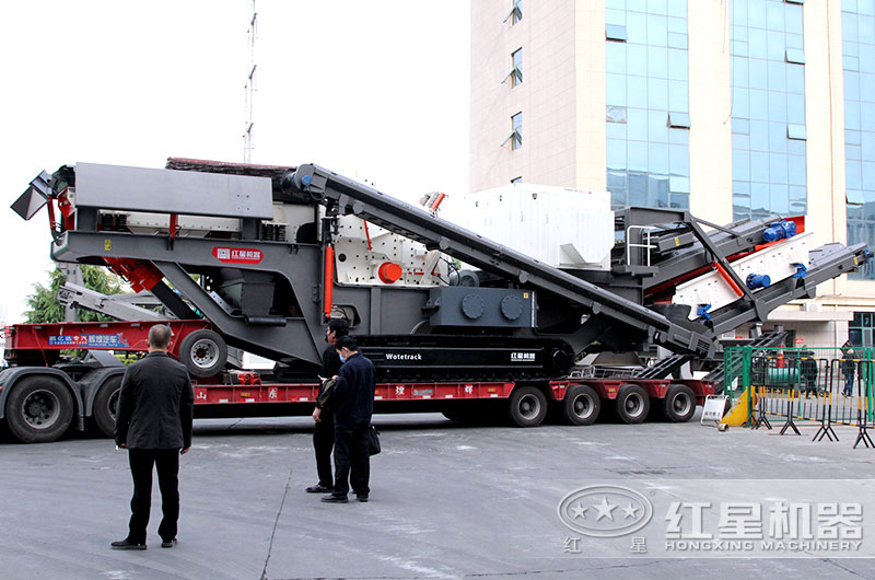 履帶式砂石粉碎機(jī)全力出擊，碎石效果驚人，報價是多少？