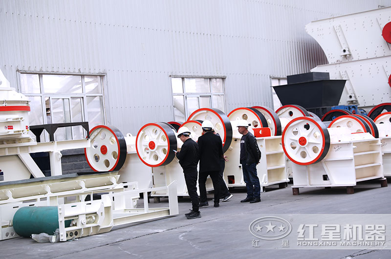 石子粉碎機(jī)有哪些？哪種適合中小型石料廠？