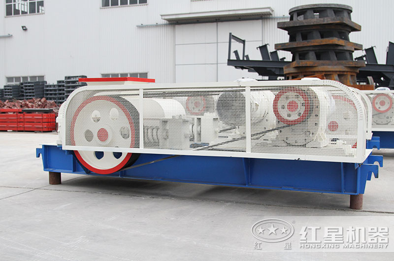 對輥式破碎機哪里有？來這里！型號全且價格還不貴！