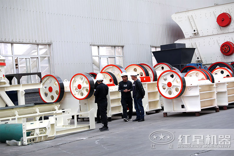 小型碎石機(jī)一般多少錢(qián)一臺(tái)？有一萬(wàn)至2萬(wàn)的嗎？