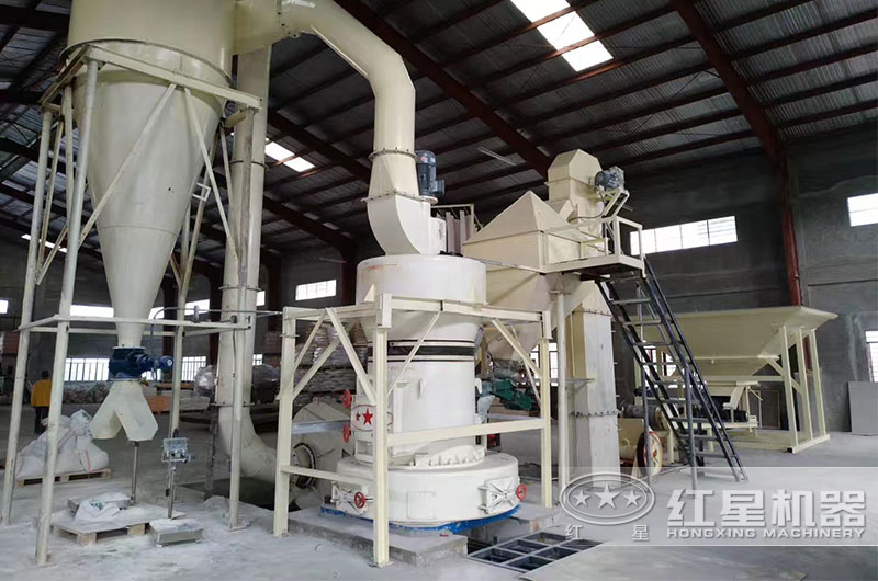 有沒有磨粉機現(xiàn)場工作視頻？多少錢一臺？