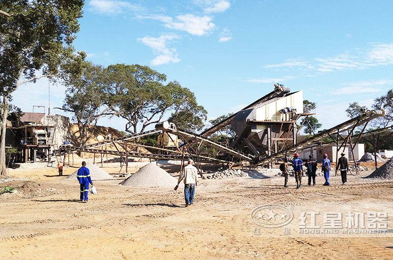 處理花崗巖邊角料用哪種破碎設(shè)備？有沒有生產(chǎn)視頻？