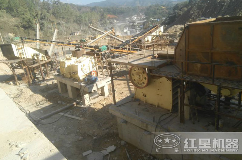 鄂破機+反擊破作業(yè)現(xiàn)場